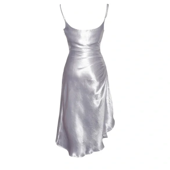 Miss Circle white satin like strapped dress with high slit - Picture 9 of 11